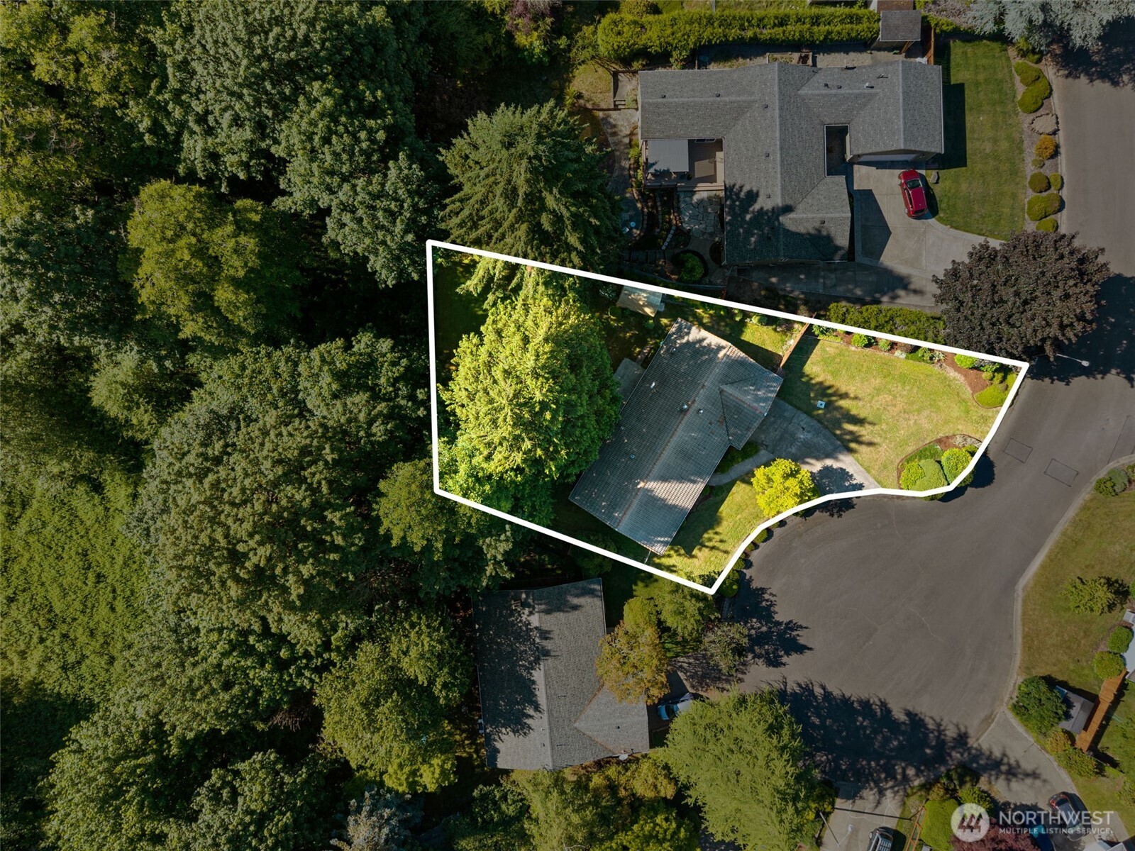2228 Tandem Court Property Photo 3