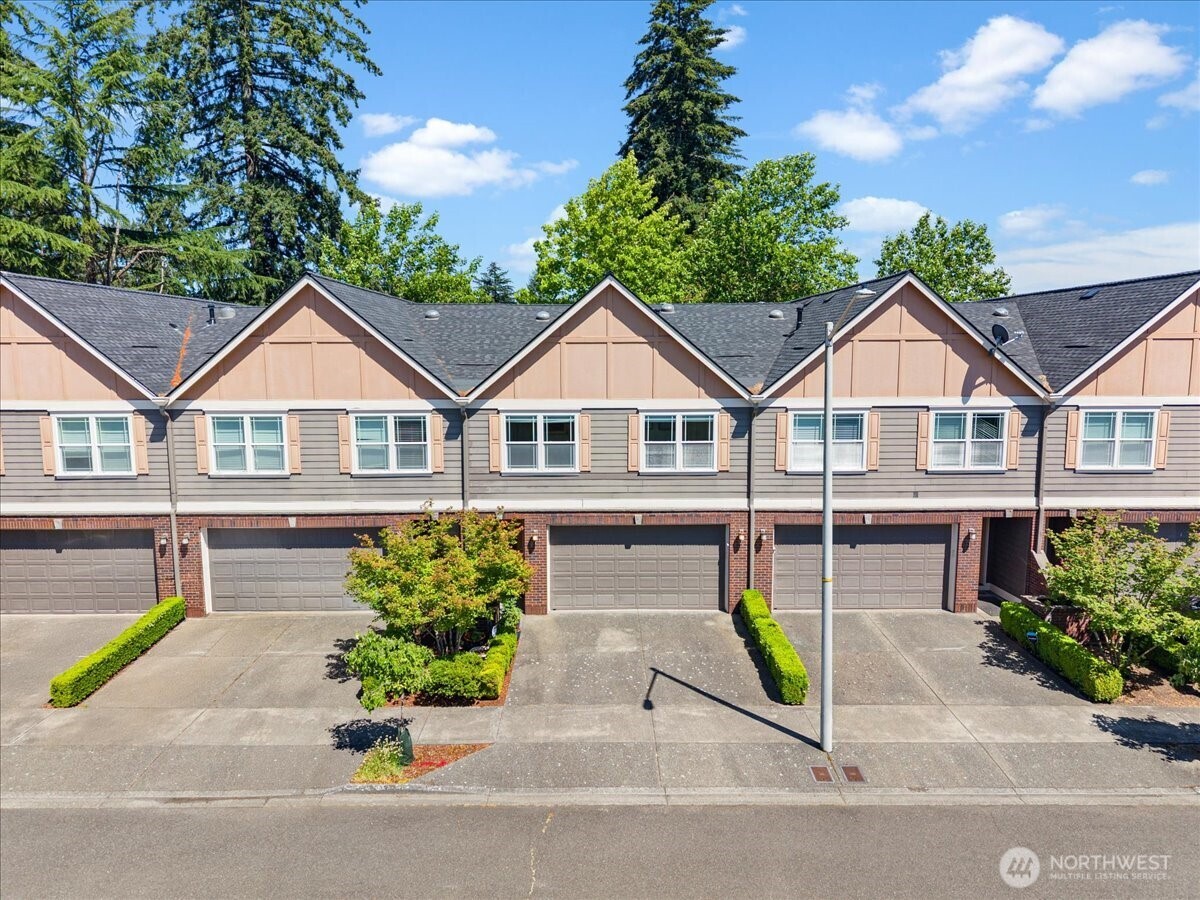 211 Se 198th Place Property Photo 1