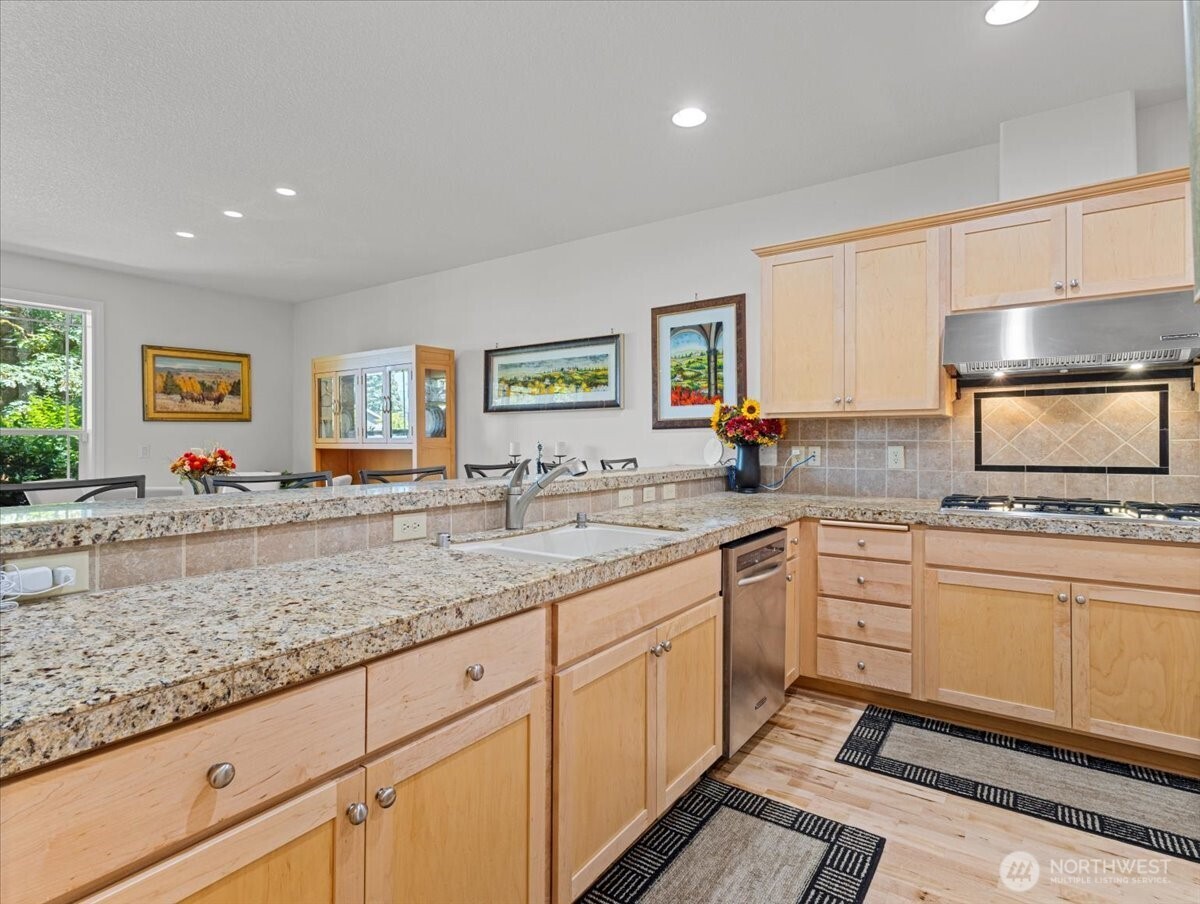 211 Se 198th Place Property Photo 17