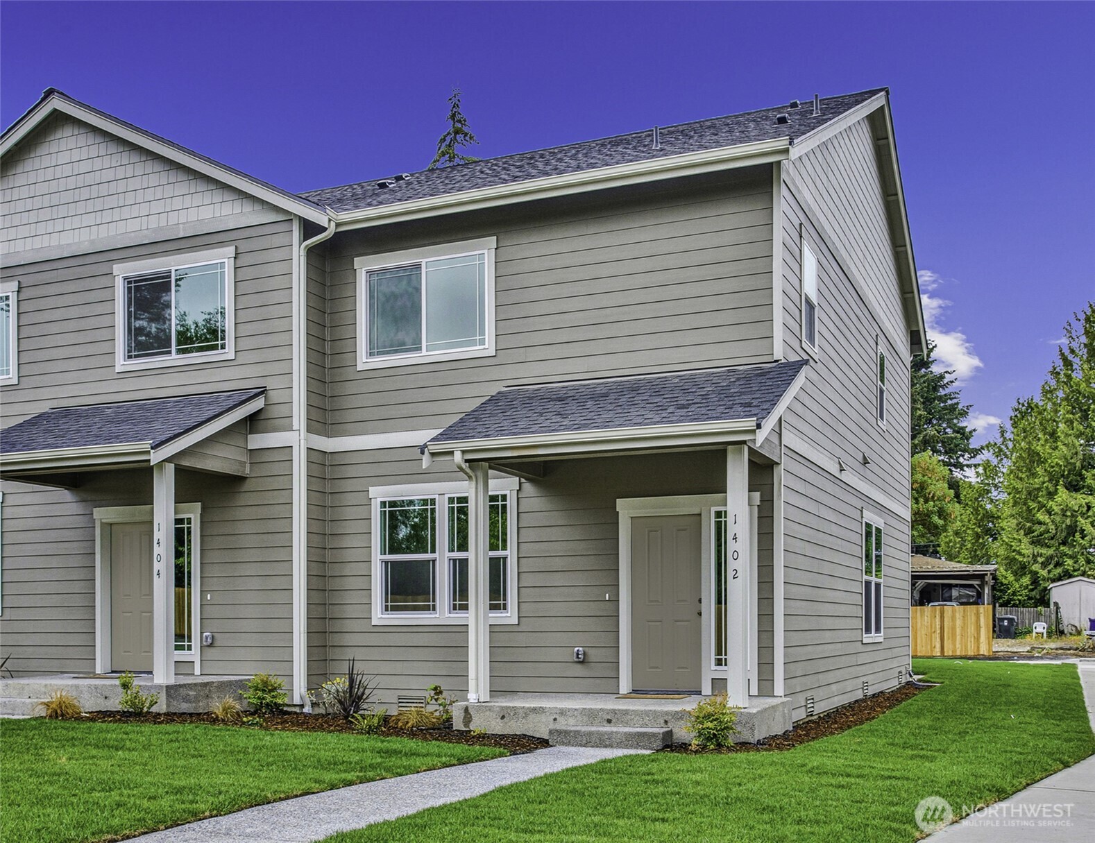 1402 E 51st Street Property Photo 1