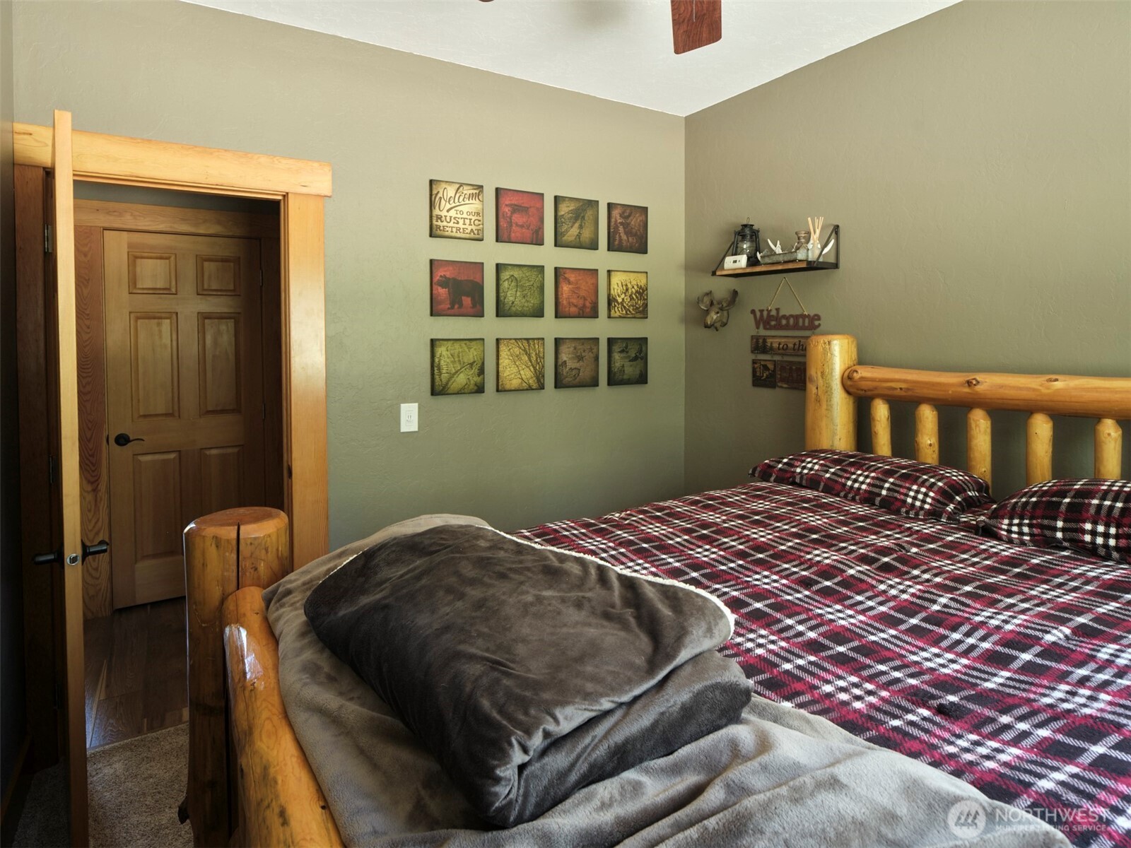 502 Loowit Lane Property Photo 18