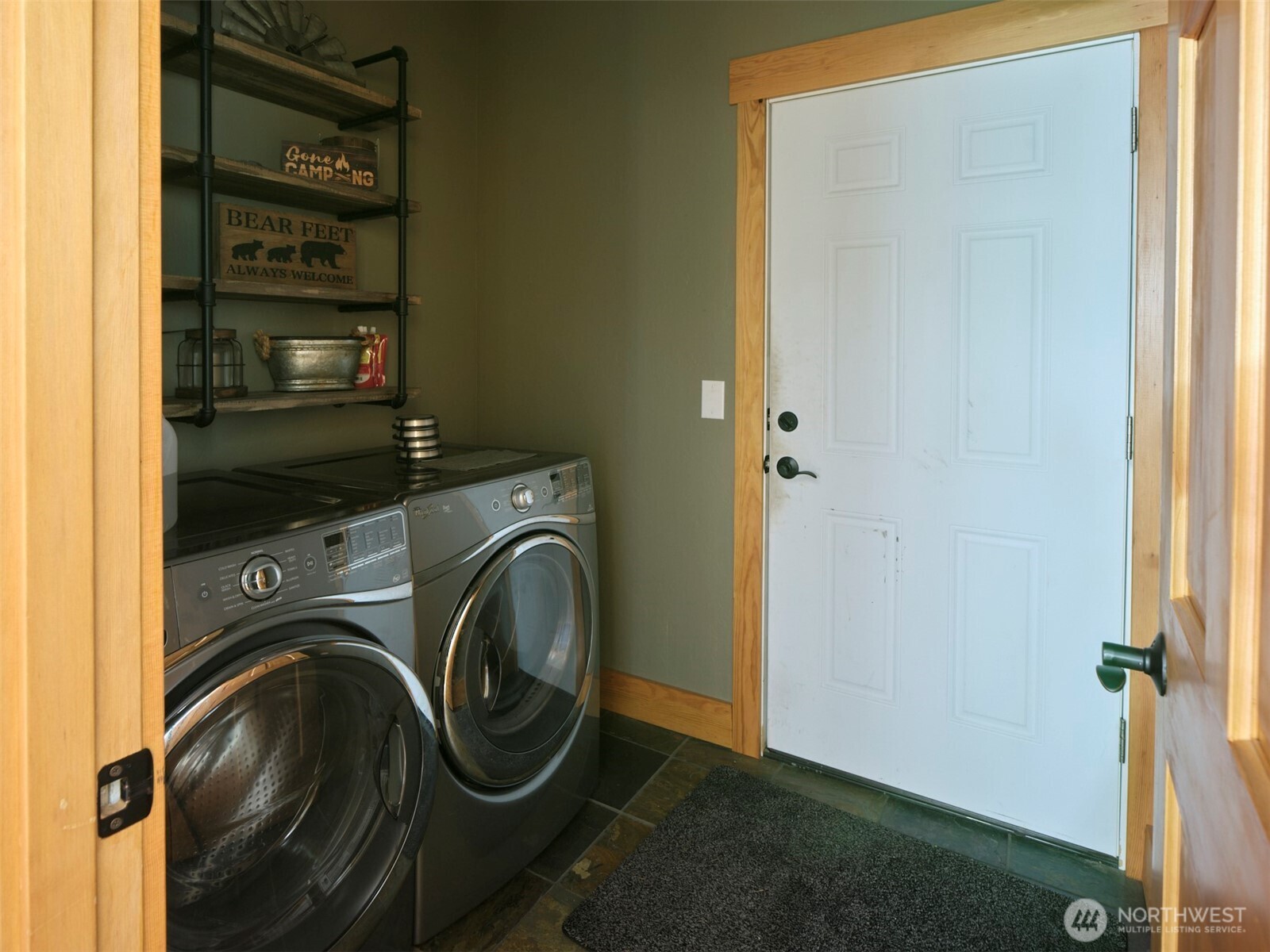 502 Loowit Lane Property Photo 24