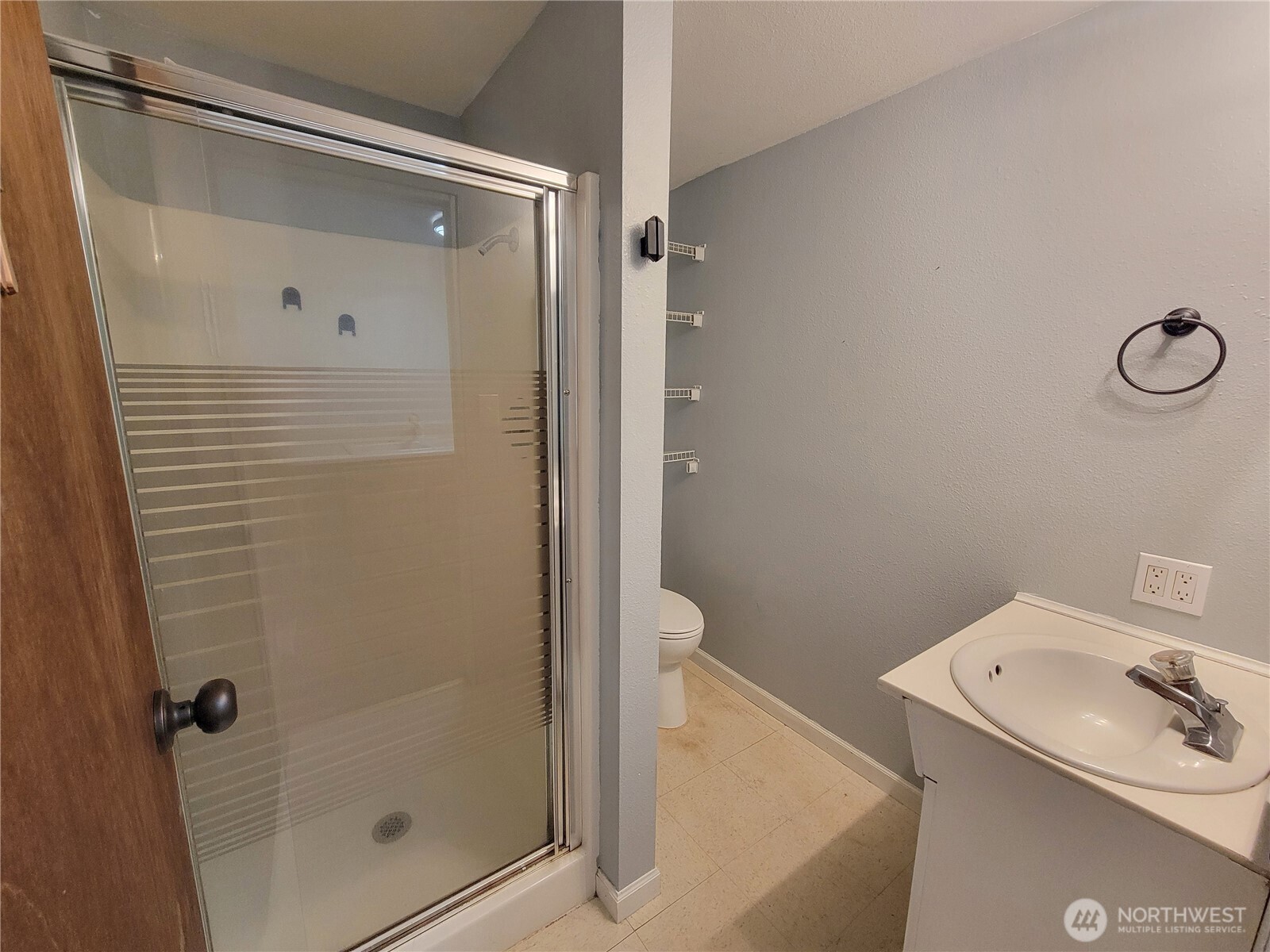 111 Ne Briggadun Drive Property Photo 21