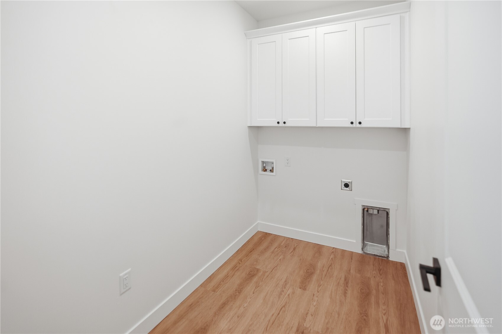 909 Ne 6th Avenue Property Photo 24