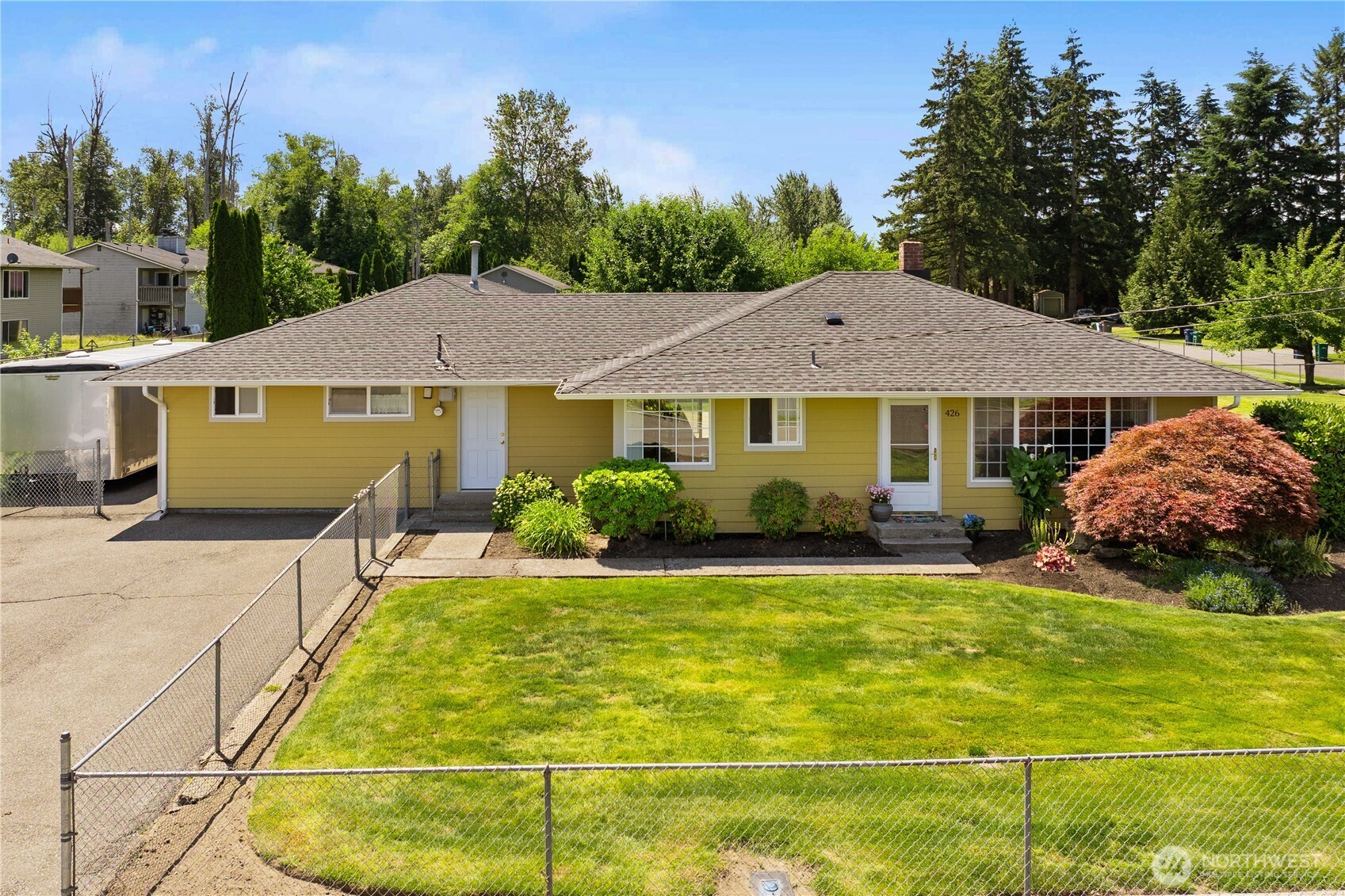 426 4th Avenue Property Photo 2