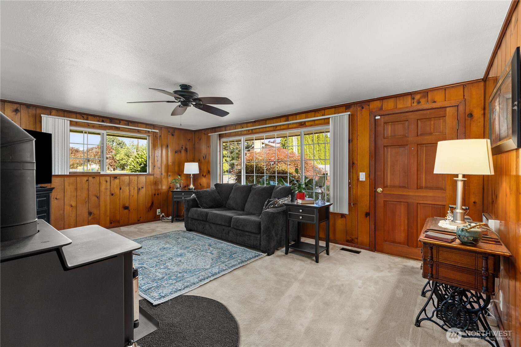 426 4th Avenue Property Photo 4