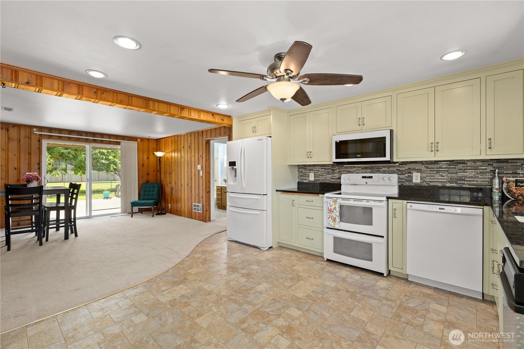 426 4th Avenue Property Photo 7