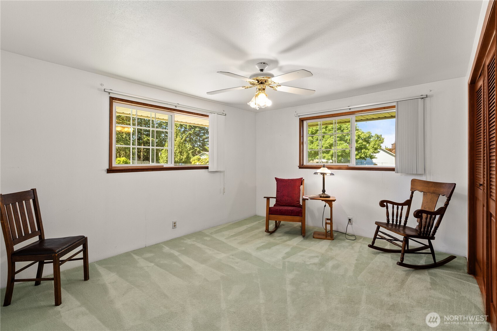 426 4th Avenue Property Photo 15