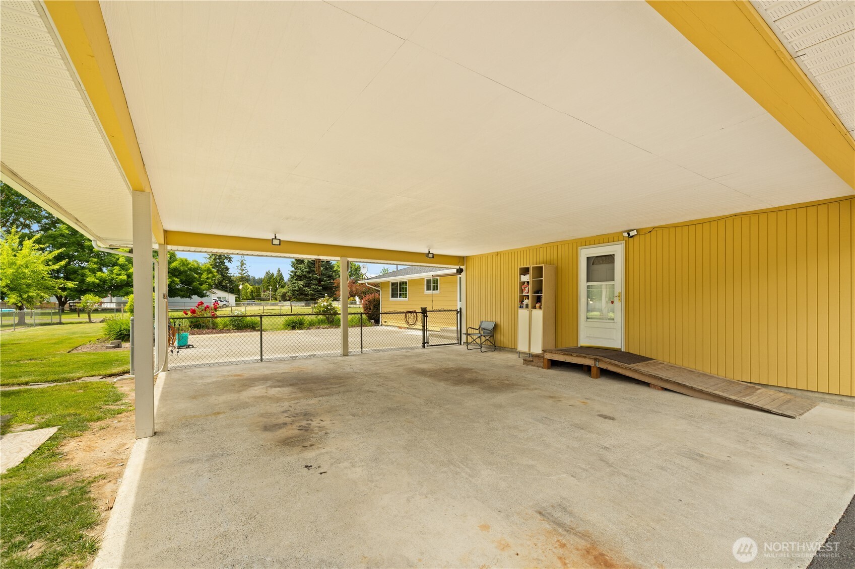 426 4th Avenue Property Photo 18