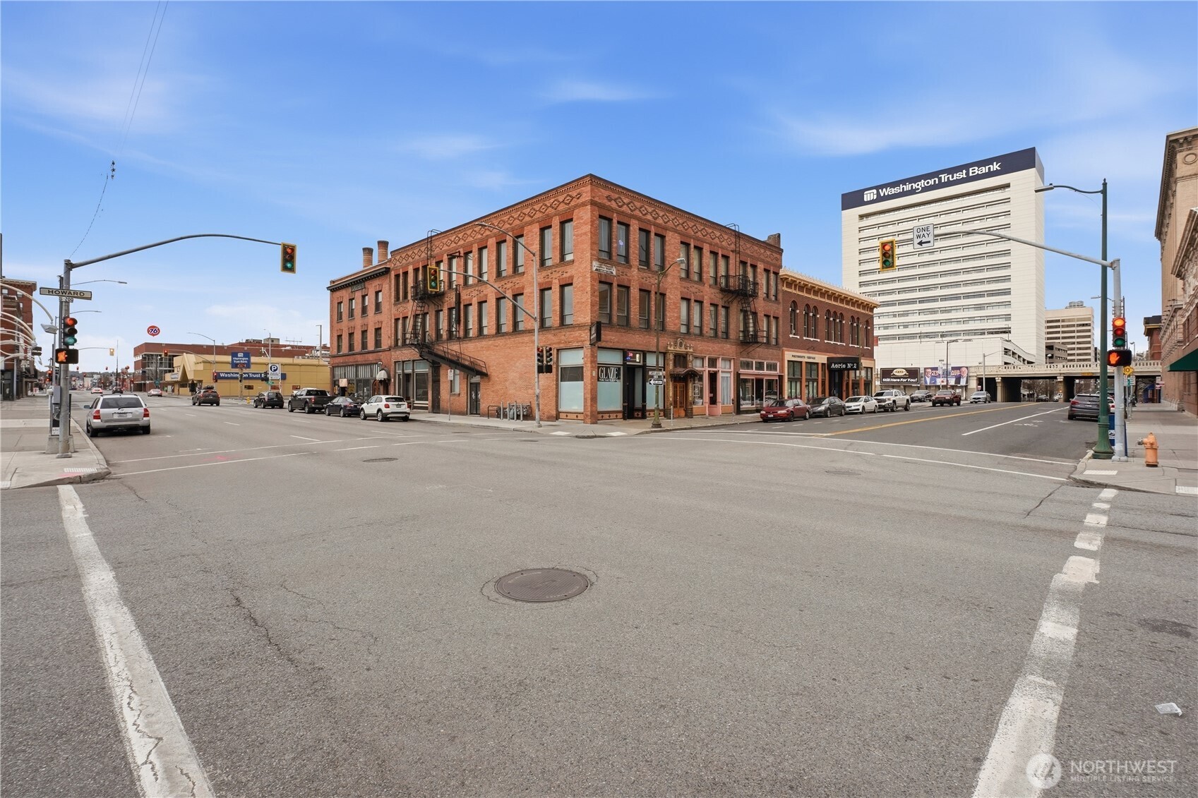 176 S Howard Street Property Photo 28