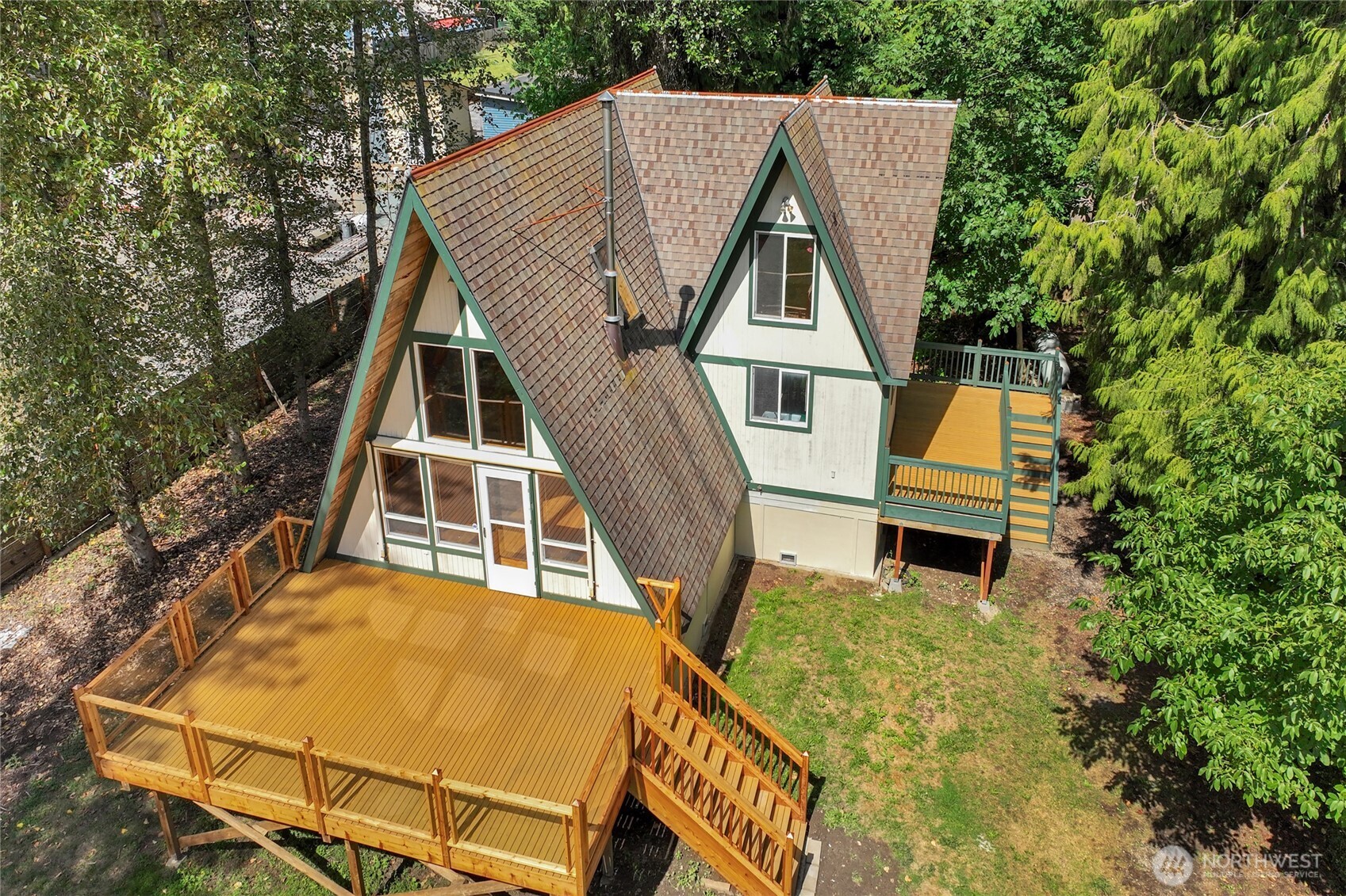 41819 S Shore Drive Property Photo 1