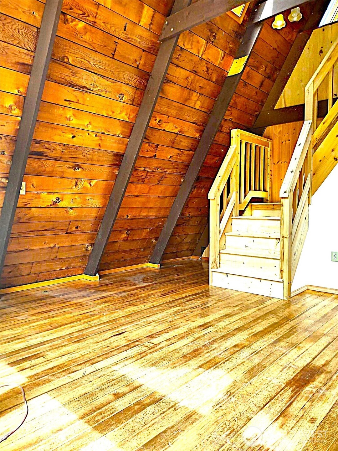 41819 S Shore Drive Property Photo 13
