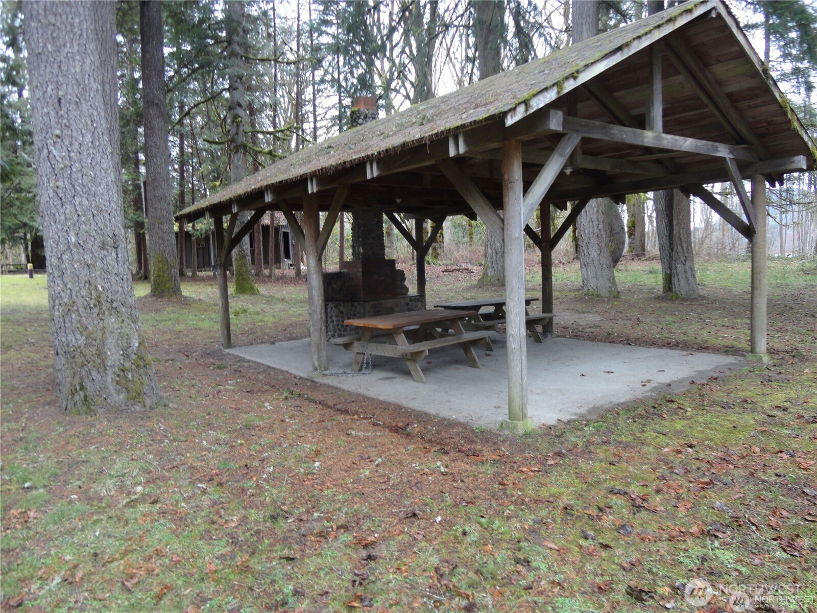 41819 S Shore Drive Property Photo 36