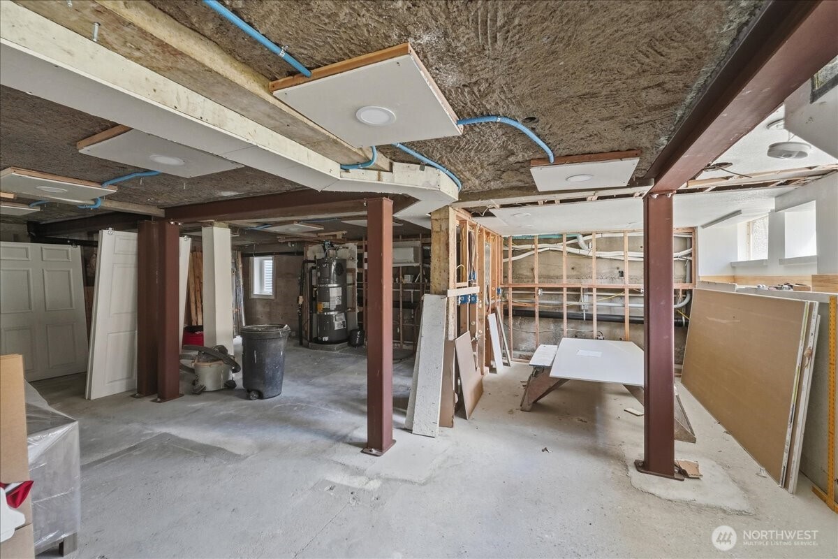 330 W Highland Avenue Property Photo 14