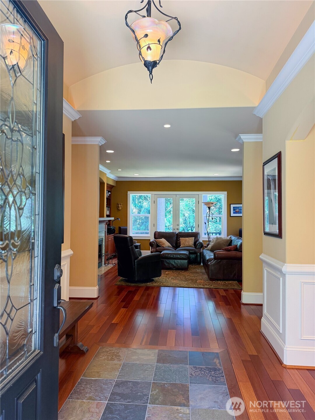 18210 Homeview Drive Property Photo 4