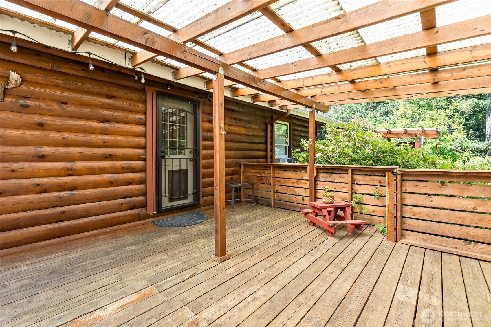 1350 E Webb Hill Road Property Photo 24