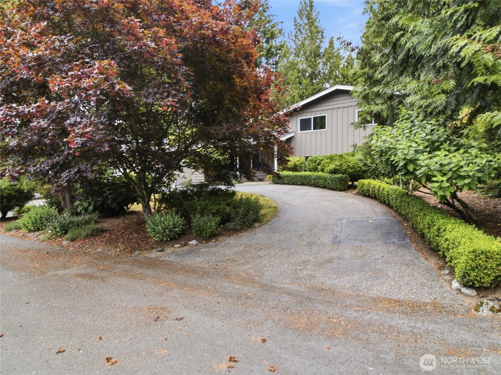 530 Ne David Drive Property Photo 3