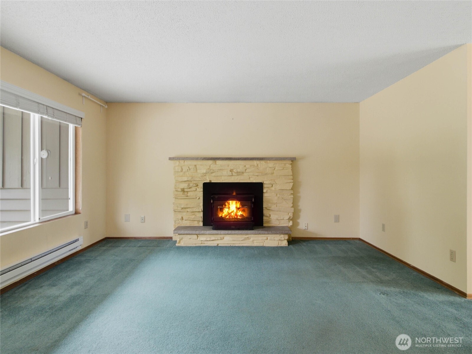530 Ne David Drive Property Photo 7