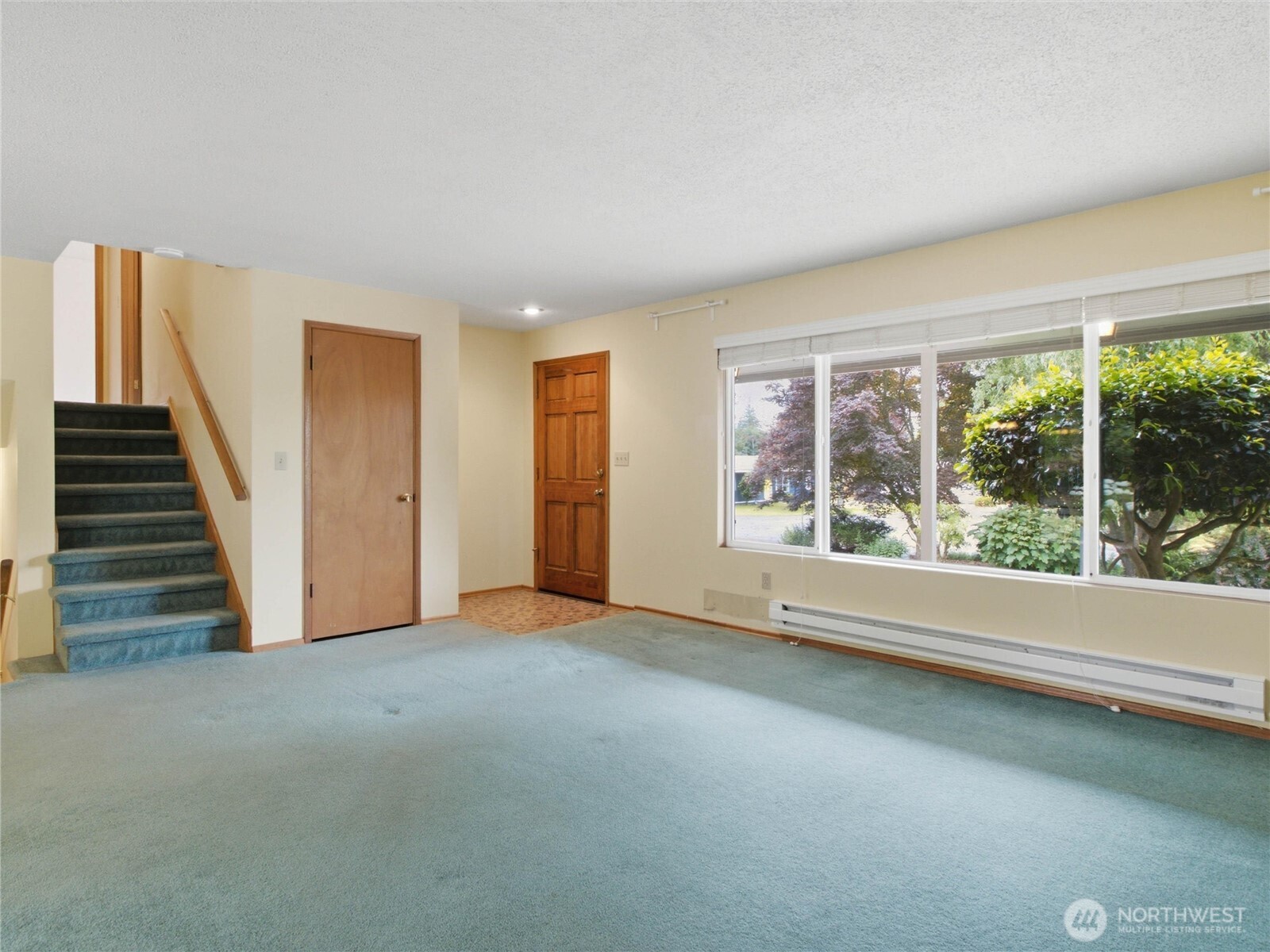 530 Ne David Drive Property Photo 8