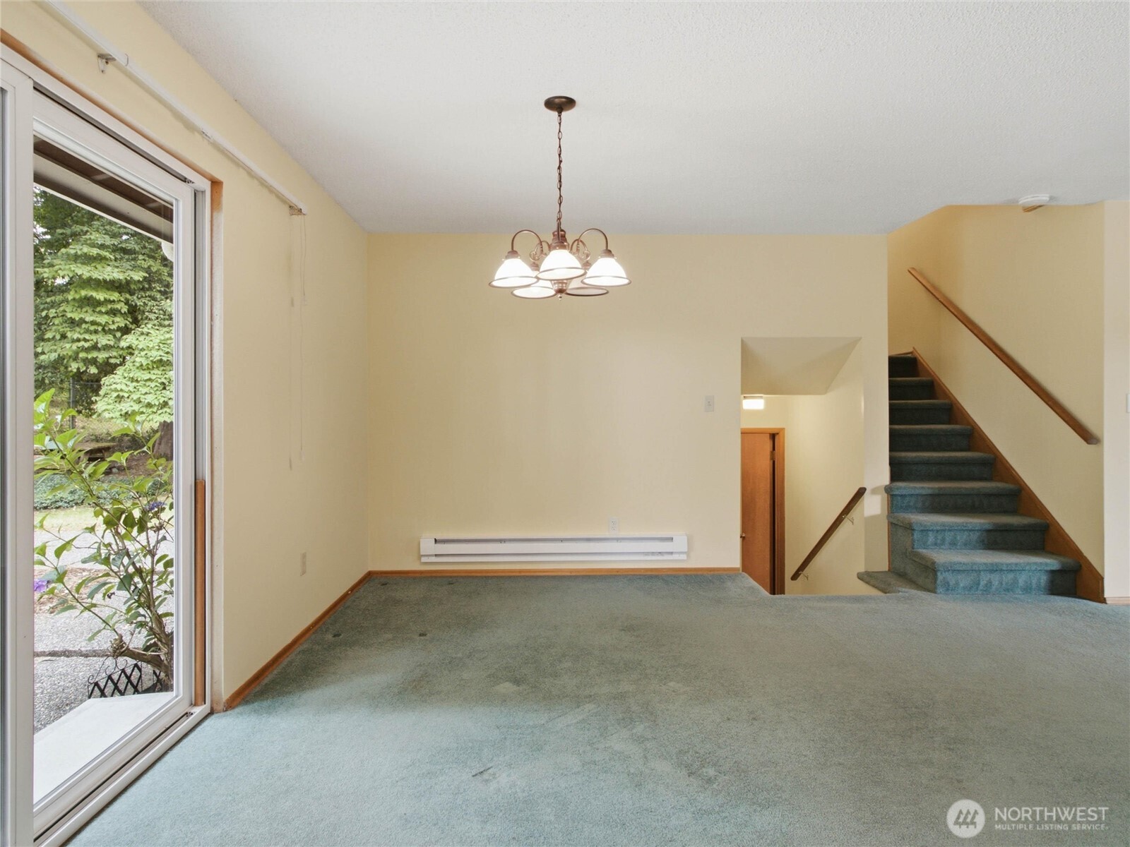530 Ne David Drive Property Photo 11