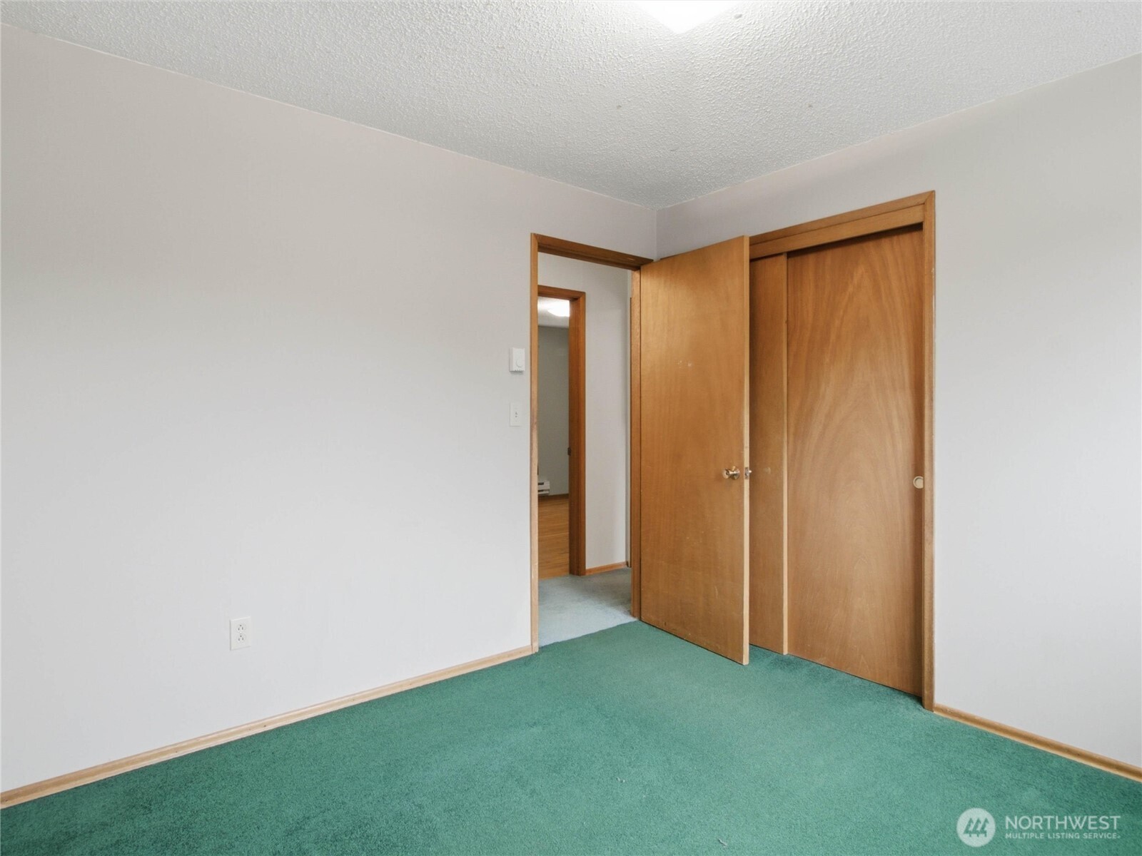 530 Ne David Drive Property Photo 20