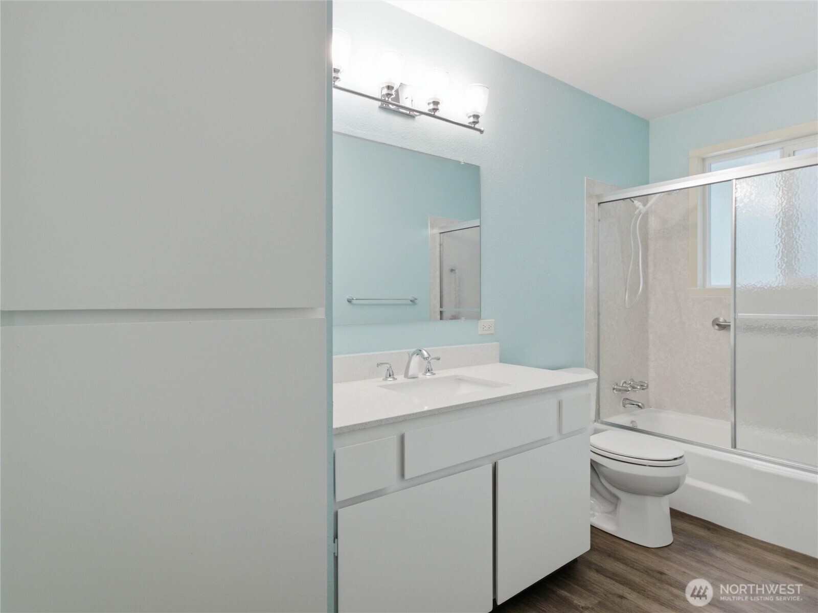530 Ne David Drive Property Photo 21