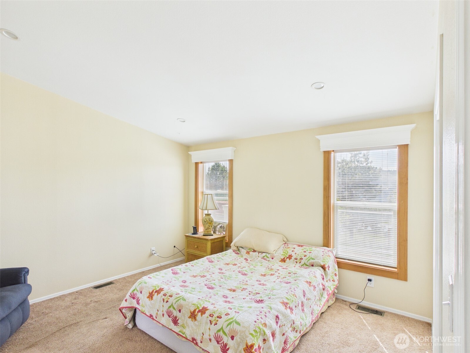 220 Center Road Property Photo 6