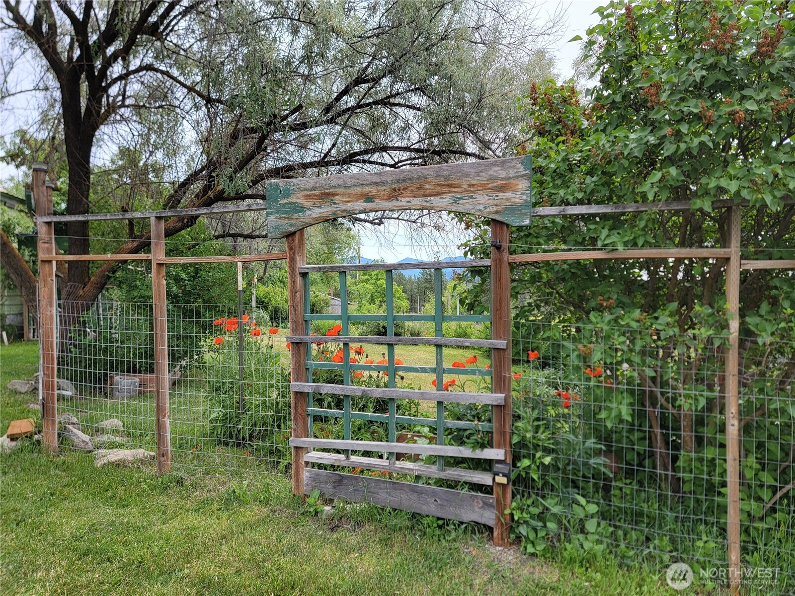 220 Center Road Property Photo 17