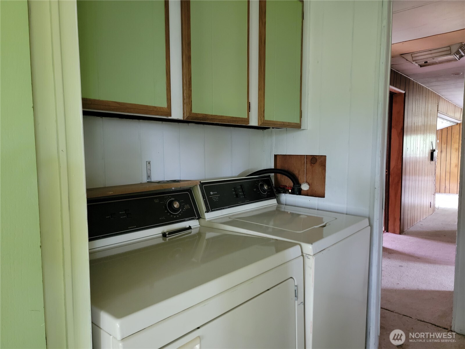 220 Center Road Property Photo 37