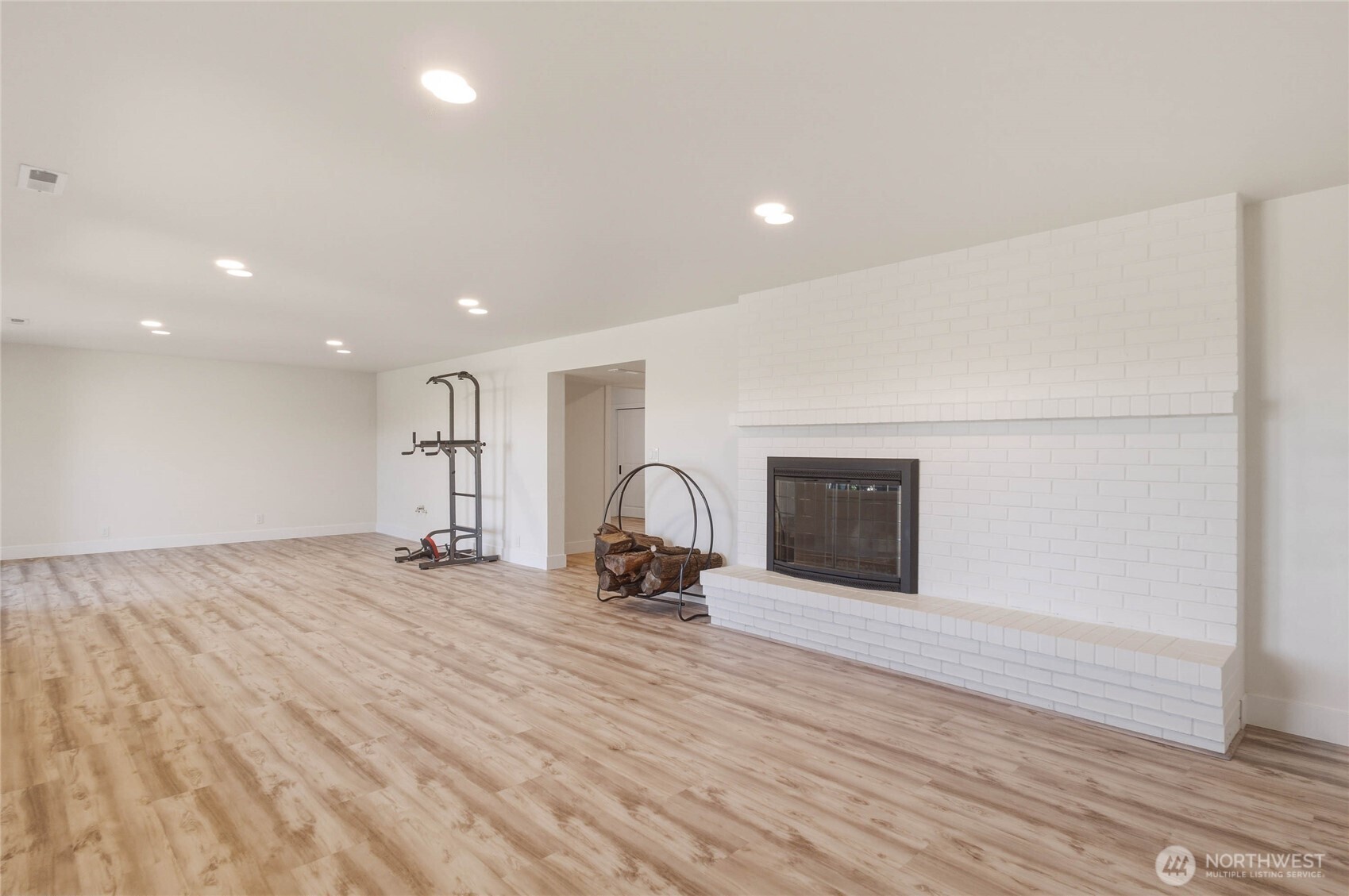 1202 S Hills Drive Property Photo 27