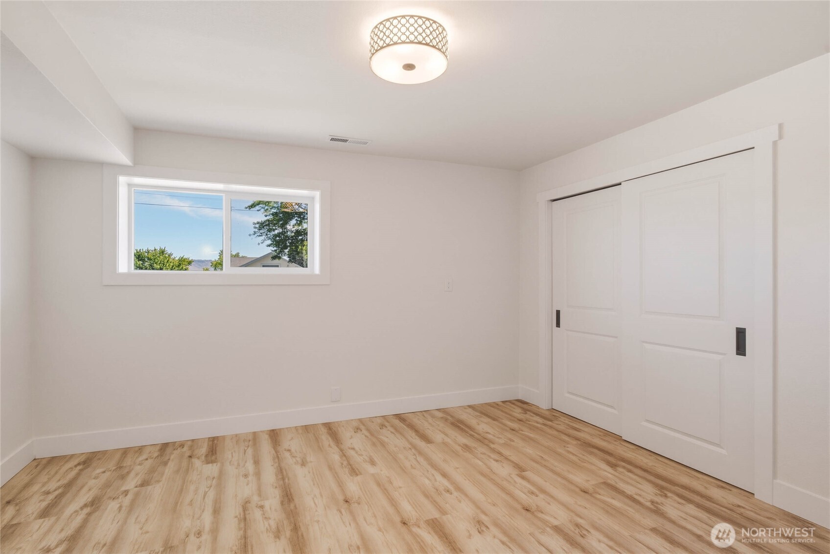 1202 S Hills Drive Property Photo 31