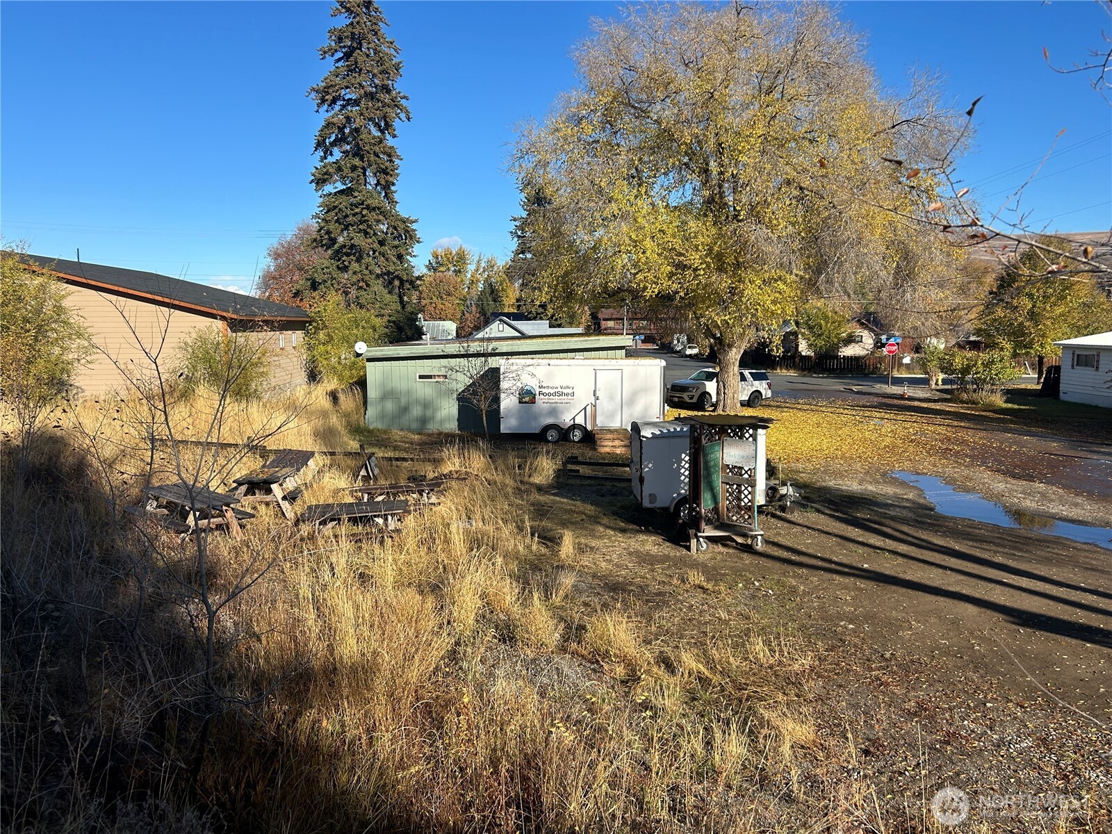 136 Johnson Street Property Photo 16