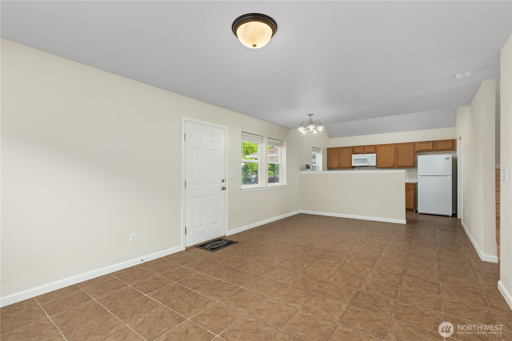 4127 E T Street Property Photo 5