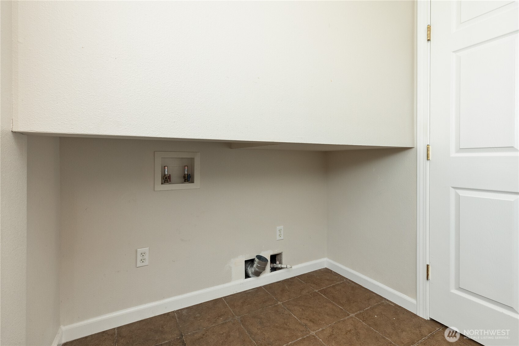 4127 E T Street Property Photo 19