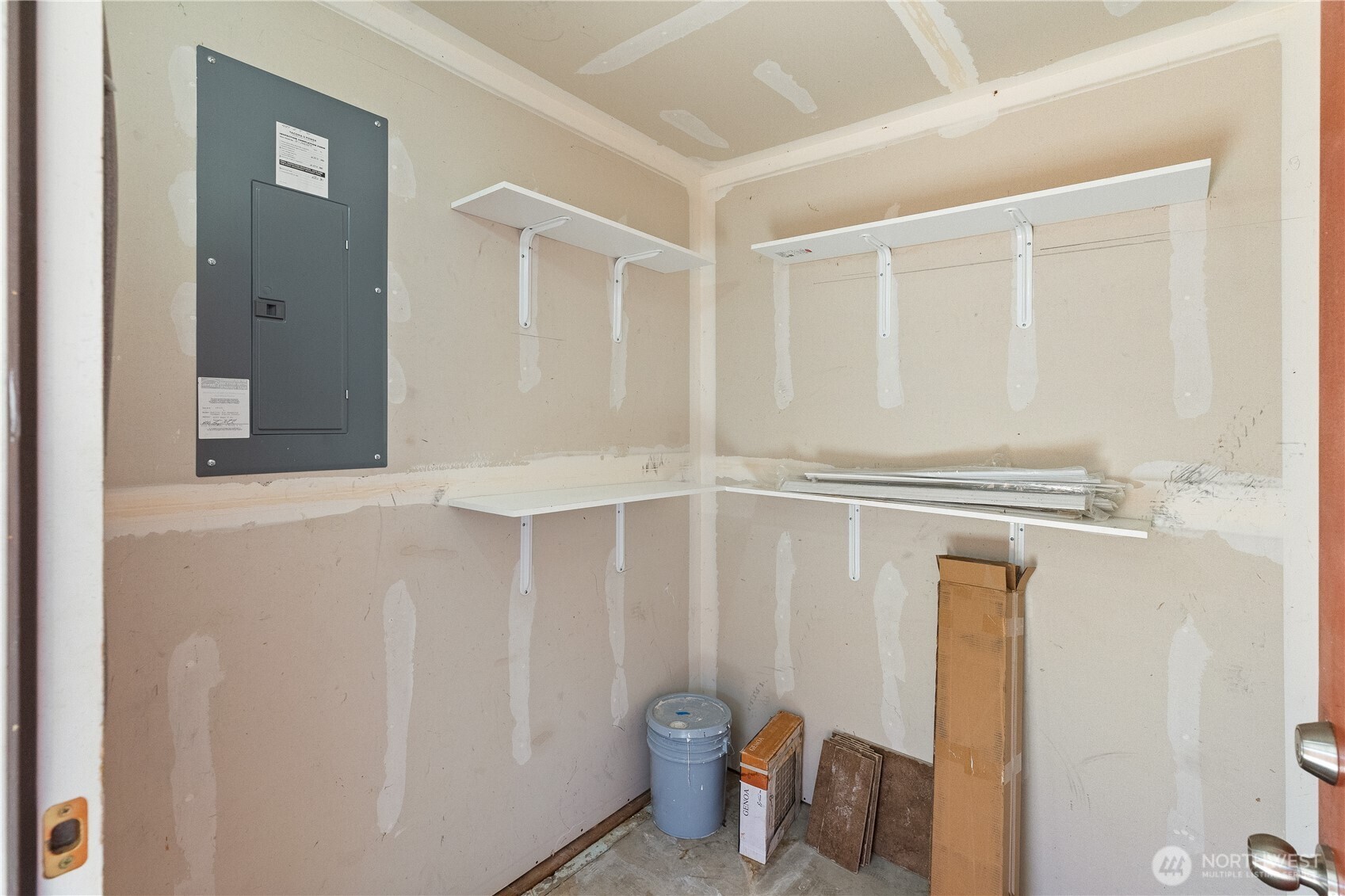 4127 E T Street Property Photo 21