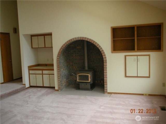 91 Brittany Lane Property Photo 2