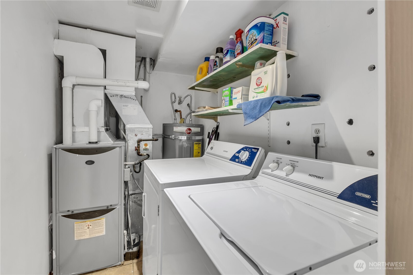 13025 Ambaum Boulevard A & B Property Photo 25
