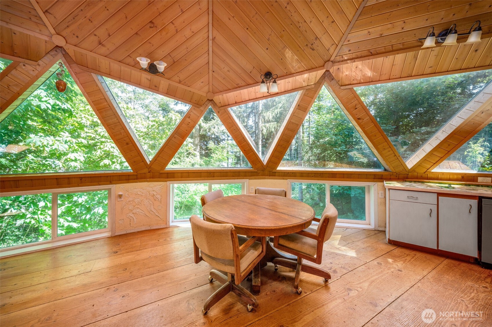 12 Se Oyster Beach Road Property Photo 8