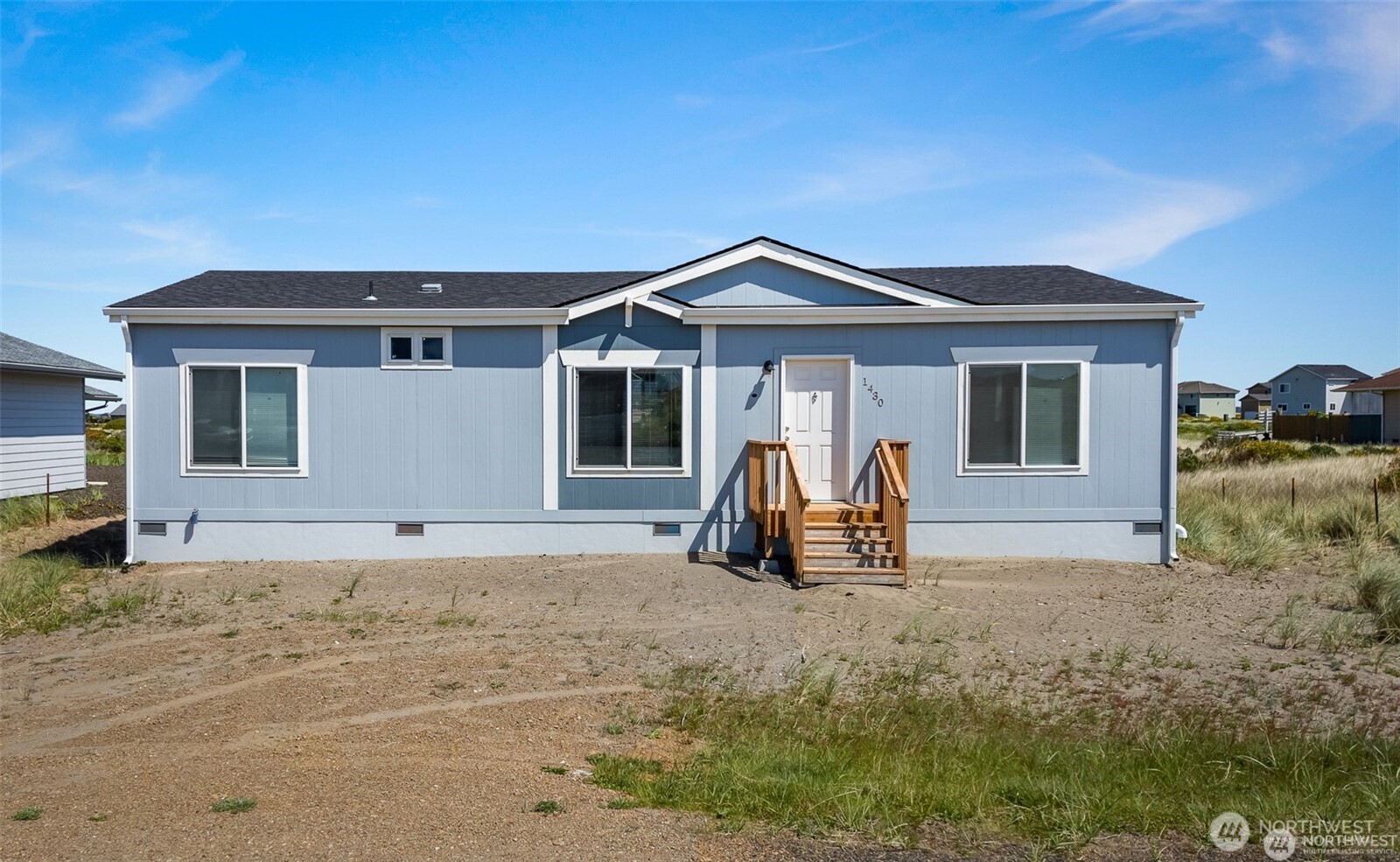 1430 OCEAN SHORES Boulevard Property Photo 1