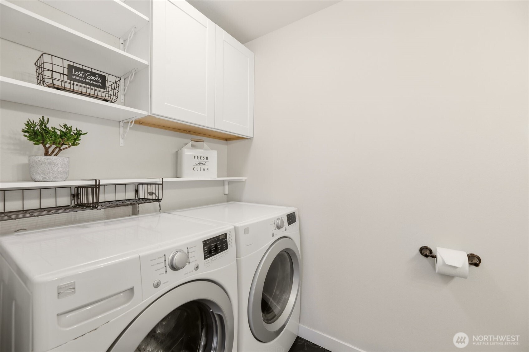 227 S Macleod Avenue Property Photo 15
