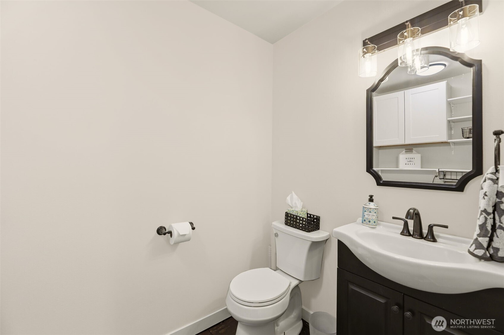 227 S Macleod Avenue Property Photo 17