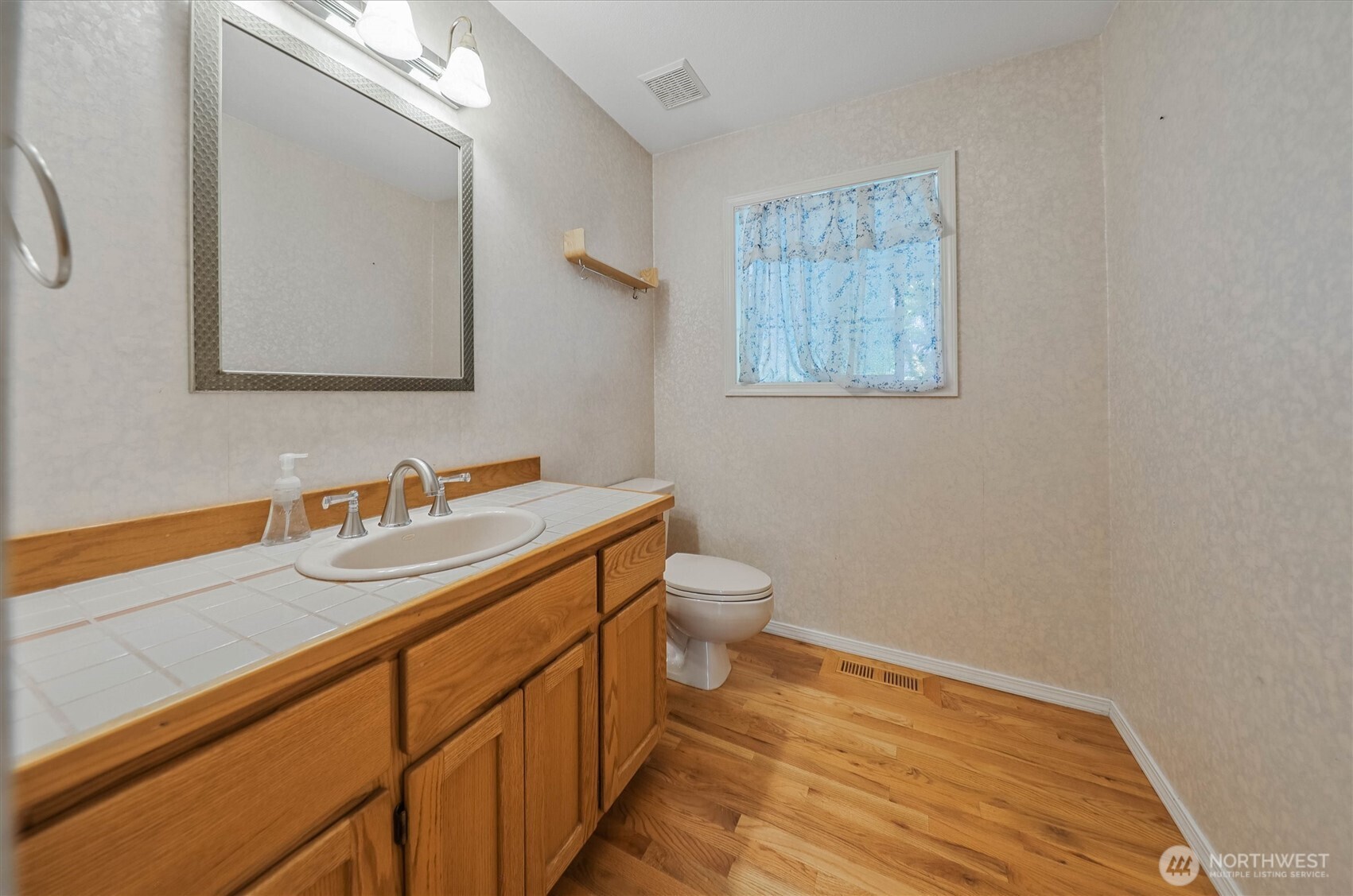4204 27th Avenue Property Photo 21
