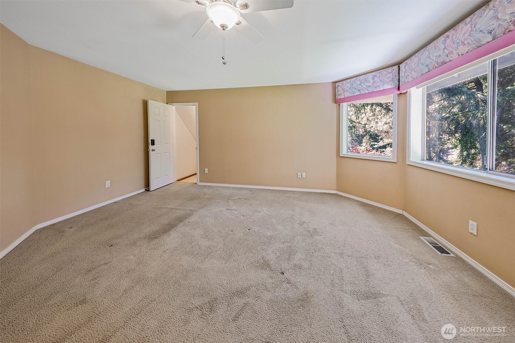 4204 27th Avenue Property Photo 23