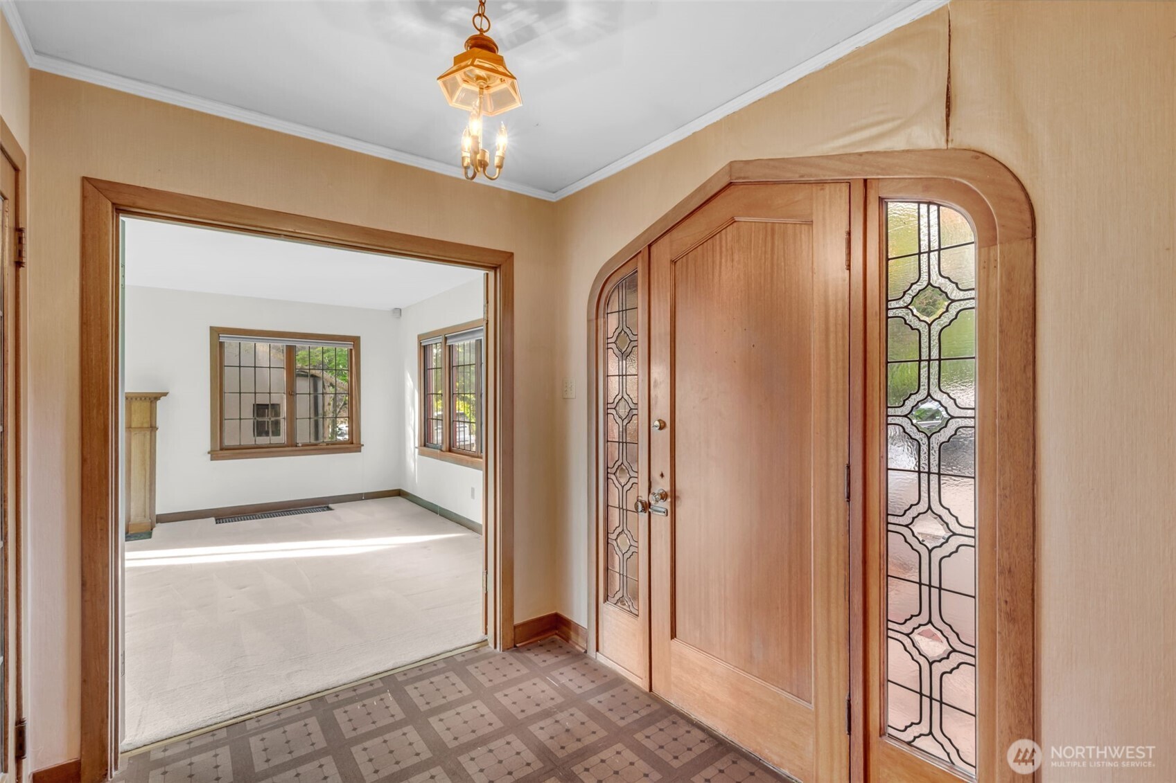 434 N Borough Road Property Photo 3