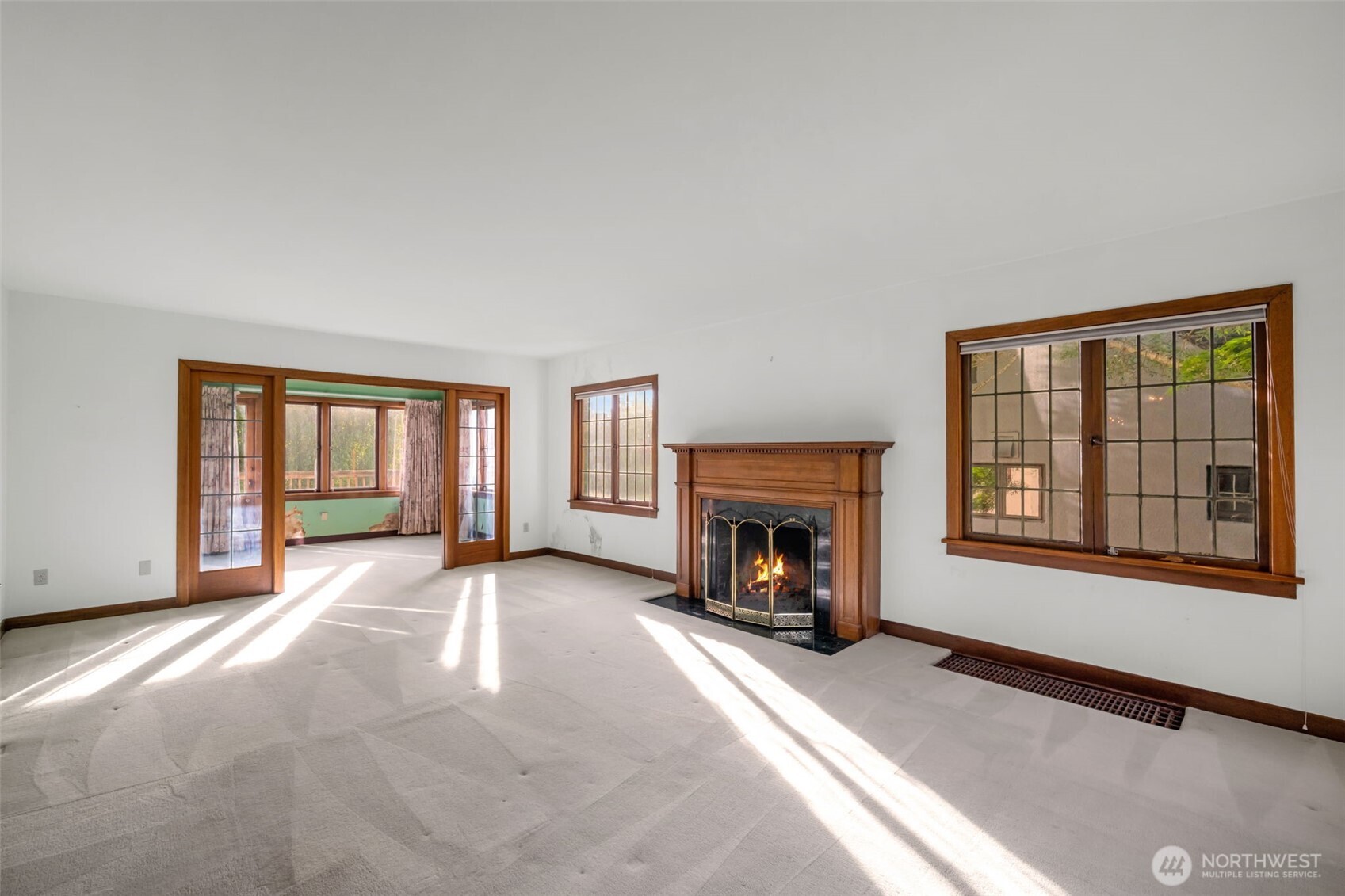 434 N Borough Road Property Photo 5