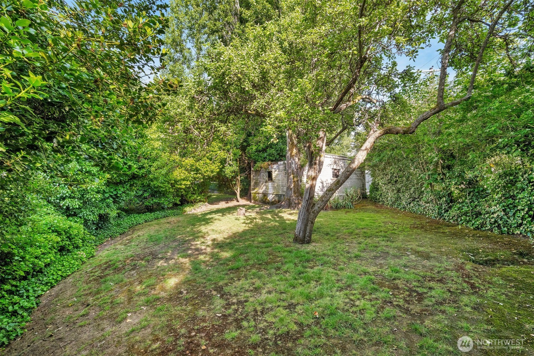 434 N Borough Road Property Photo 38