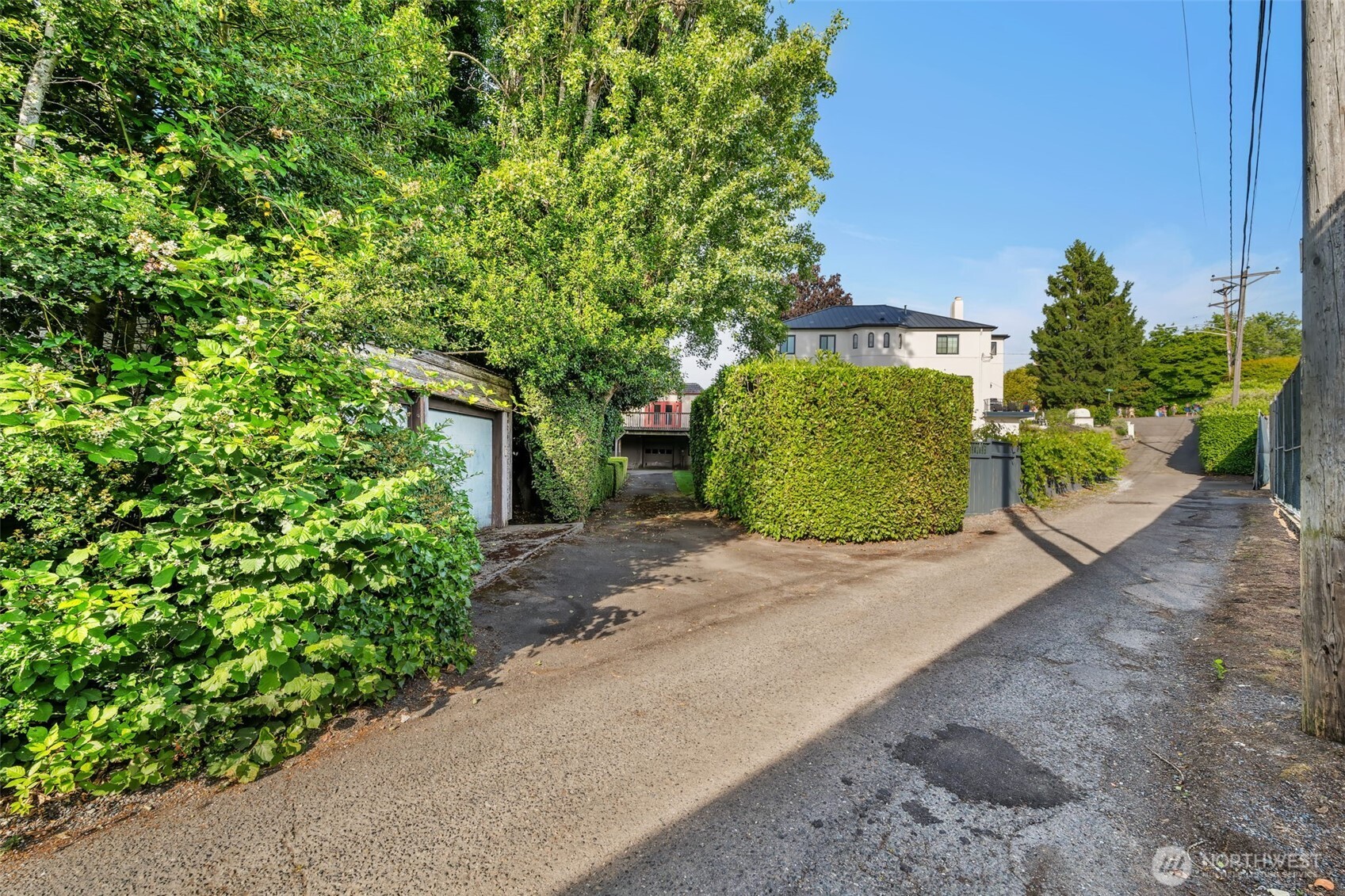 434 N Borough Road Property Photo 39