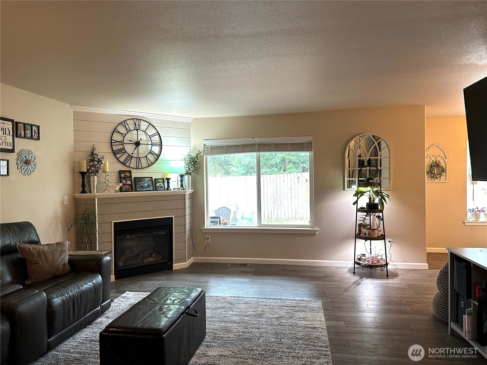 4249 17th Way Property Photo 7