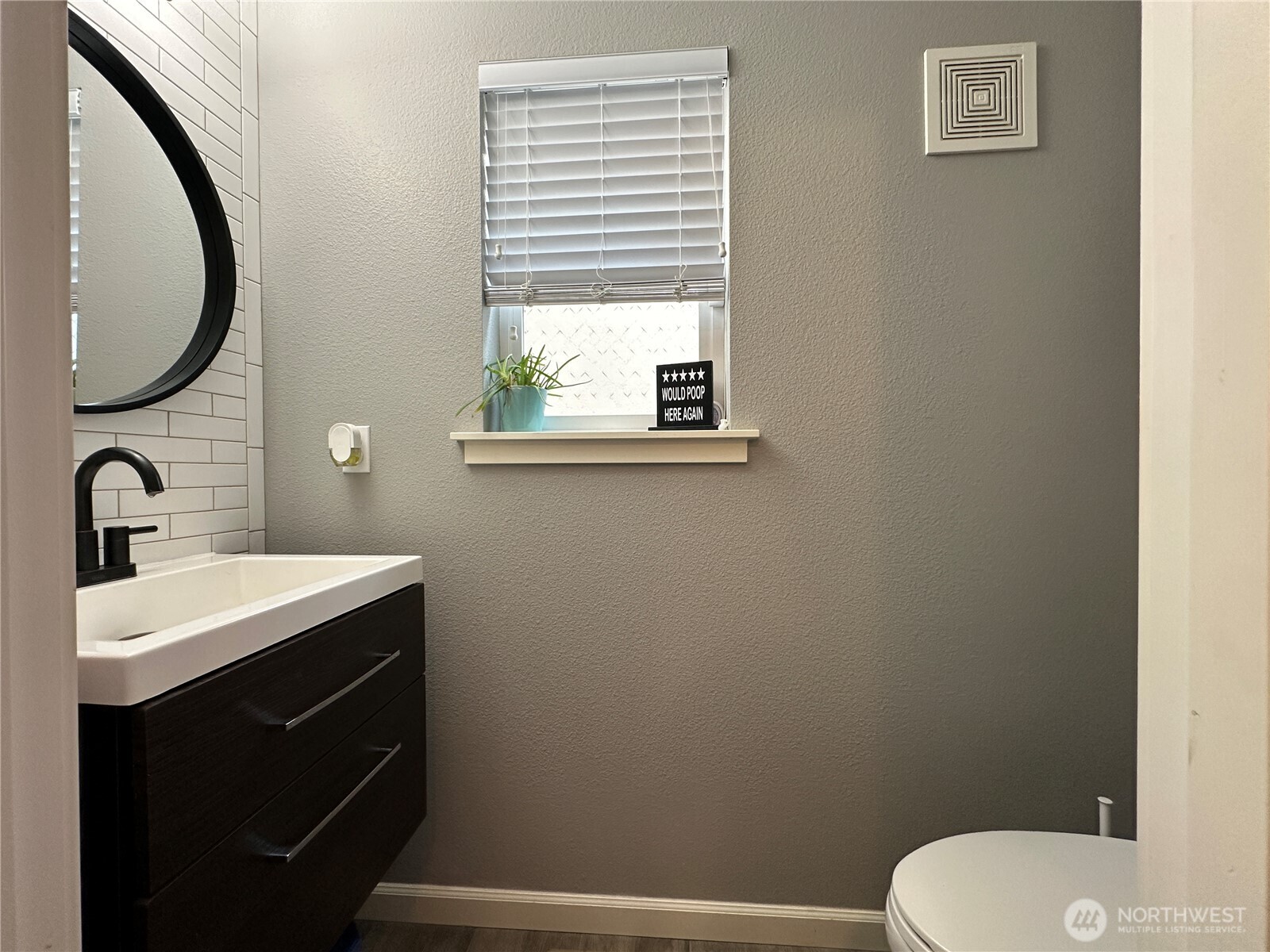 4249 17th Way Property Photo 11