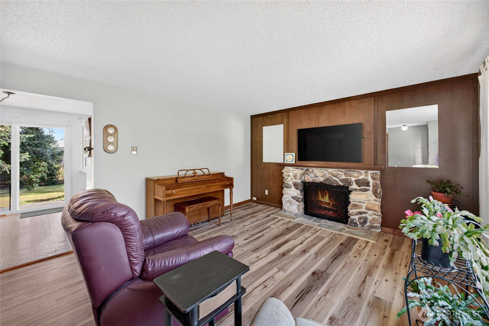 11513 108th Street Property Photo 4